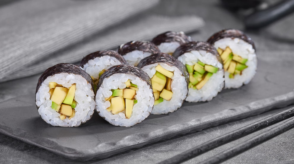 Блюдо Мини ролл с авокадо меню Суши Мастер Мини ролл с авокадо меню Суши Мастер