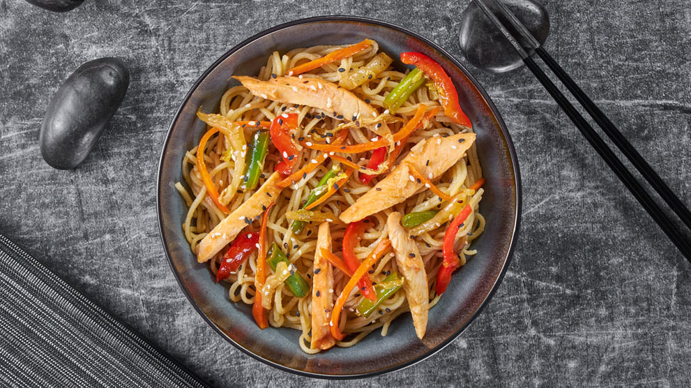 Блюдо Вок Курица терияки меню Суши Мастер Вок Курица терияки меню Суши Мастер