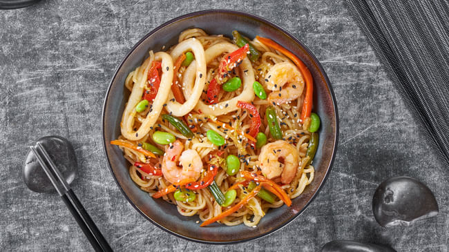 Блюдо Вок Гавайский микс меню Суши Мастер Вок Гавайский микс меню Суши Мастер